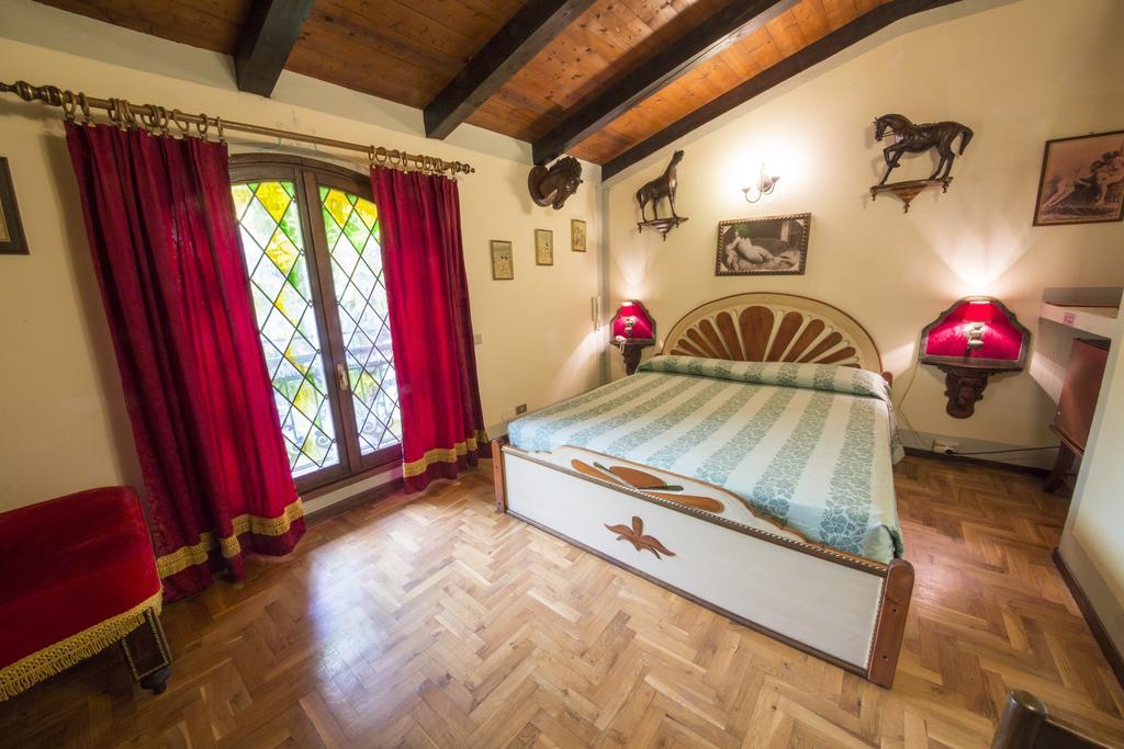 Hotel Villino Della Flanella โมดินา ห้อง รูปภาพ