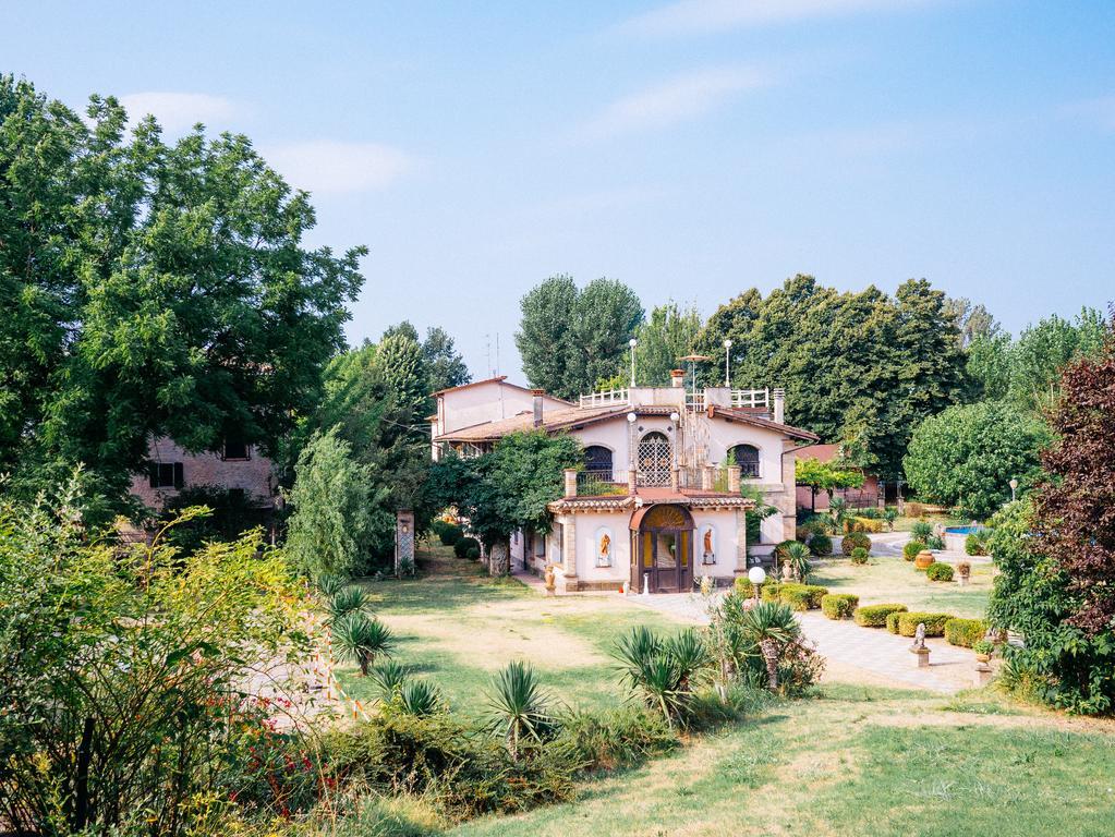 Hotel Villino Della Flanella โมดินา ภายนอก รูปภาพ