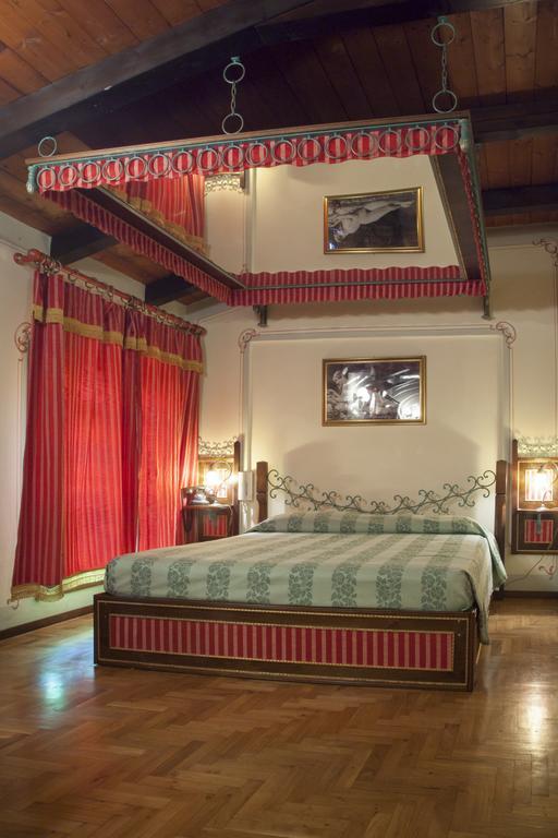 Hotel Villino Della Flanella โมดินา ห้อง รูปภาพ